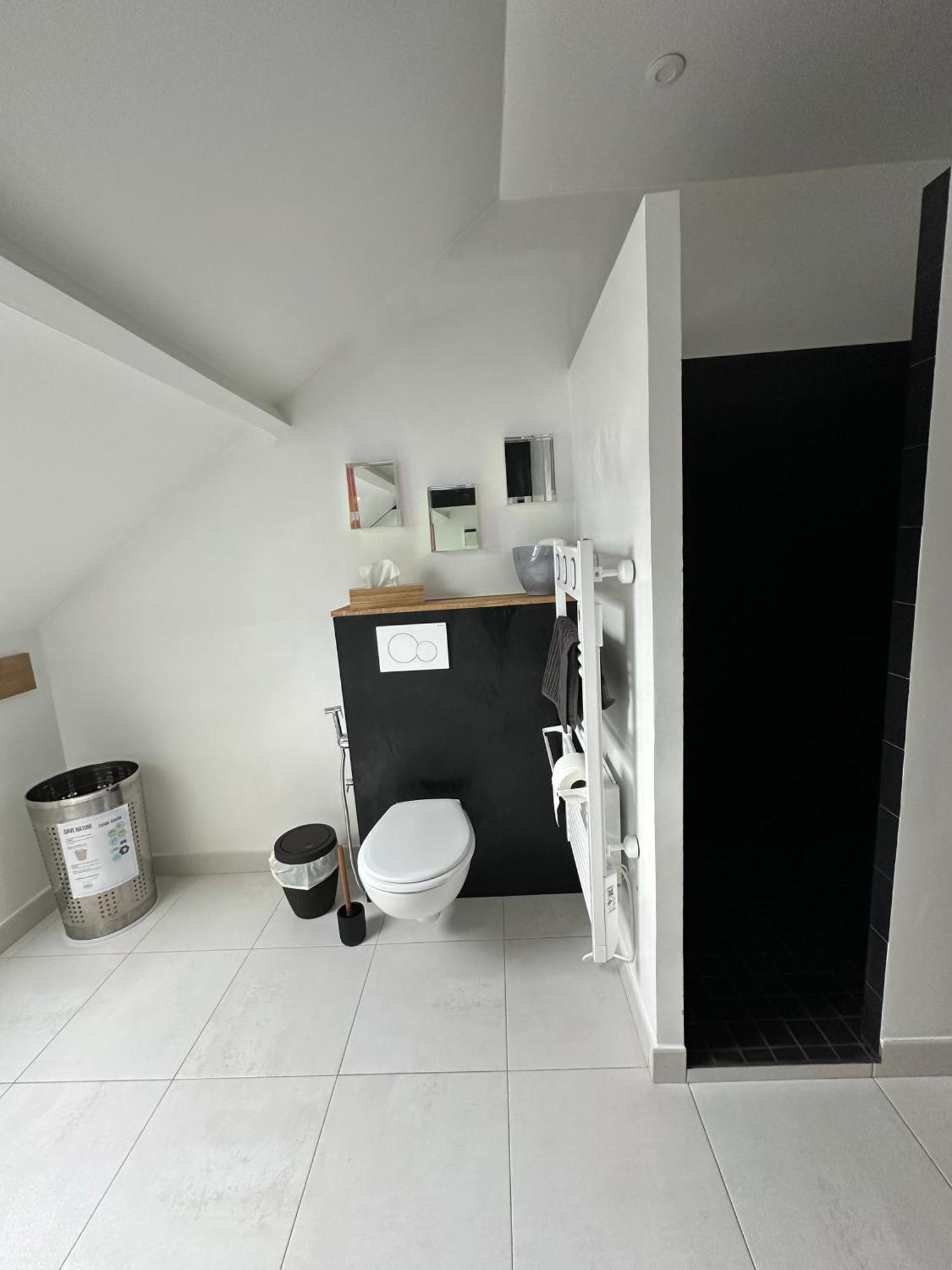 Les Persiennes Bed and Breakfast Auvers-sur-Oise Esterno foto